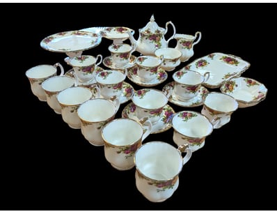 The Curio Collection (A993) - Lot 1034