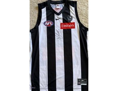 NATHAN BUCKLEY SIGNED COLLINGWOOD GUERNSEY

A Coll...