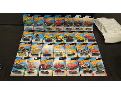 28X ASSORTED HOT WHEELS CARS INCLUDING HONDA S2000...