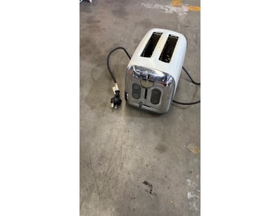 Two-slice pop-up toaster in white and stainless st...