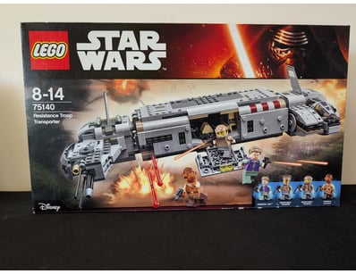 **UNRESERVED** COOKIE'S LIFETIME COLLECTION OF ... - Lot 293