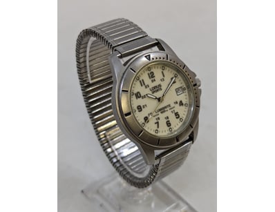 Affordable Watch Market (A980) - Lot 6554