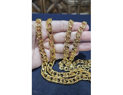 2XPCS  YELLOW GOLD PLATED   CHAIN 

Total Item Wei...