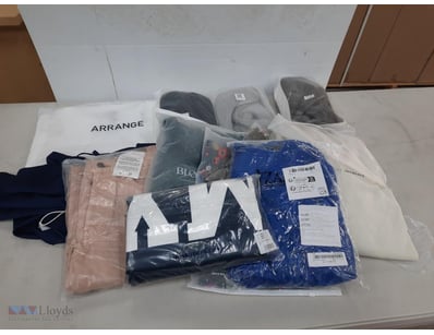 Assorted Lot of clothes and wigs.

SOLD AS LOT.
...