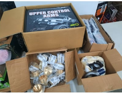Assorted car parts and fittings, Includes upper co...
