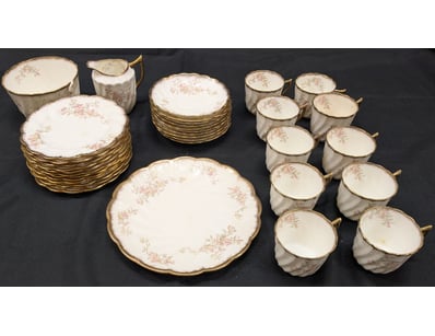 The Curio Collection (A996) - Lot 2073