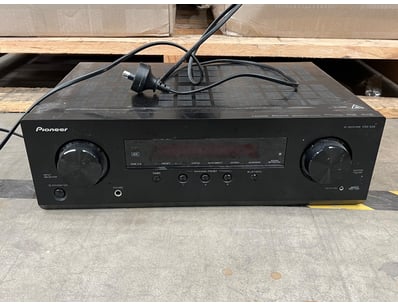 Entire Vintage Clothing Store Liquidation (ON11... - Lot 474