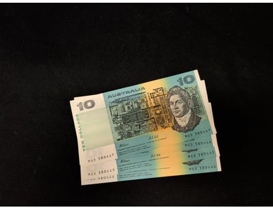 AUSTRALIAN $10 POLYMER BANKNOTE

A Pristine Exam...