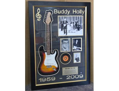 PEGGY SUE SIGNED FENDER STRATOCASTER GUITAR WITH M...