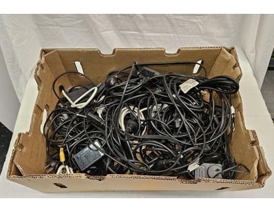 Gadgets & Home, Office Furniture, (WAA977) - Lot 18