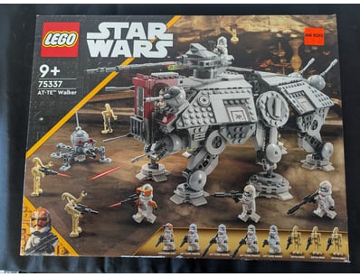 **UNRESERVED** COOKIE'S LIFETIME COLLECTION OF ... - Lot 221