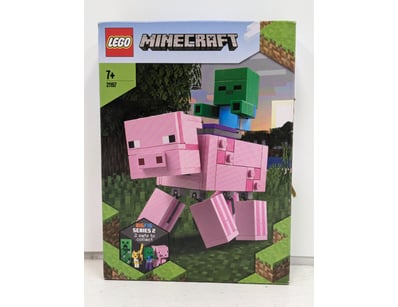 LEGO Minecraft BigFig Series 2 Set 21157 featuring...