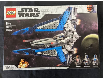 **UNRESERVED** COOKIE'S LIFETIME COLLECTION OF ... - Lot 540