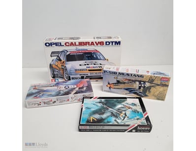 VINTAGE MODEL KIT COLLECTION - TAMIYA OPEL CALIBRA...