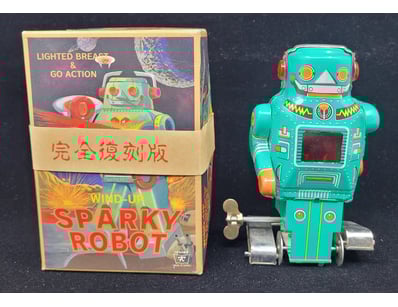 Trading Cards, Gaming & Collectables (A1006) - Lot 1023