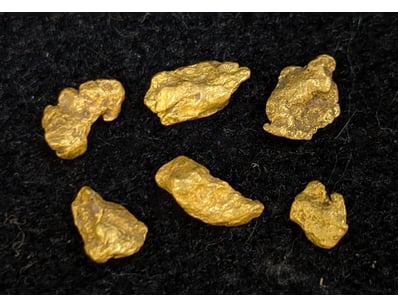 Banknotes & Coins (A982) - Lot 1305