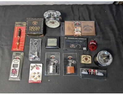COLLECTION OF JIM BEAM MERCHANDISE AND ACCESSORIES...
