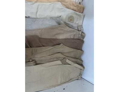 Entire Vintage Clothing Store Liquidation (ON11... - Lot 292