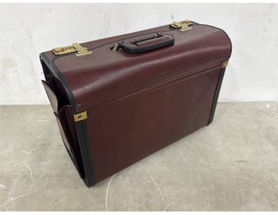 Unclaimed Freight (GCA1007) - Lot 283