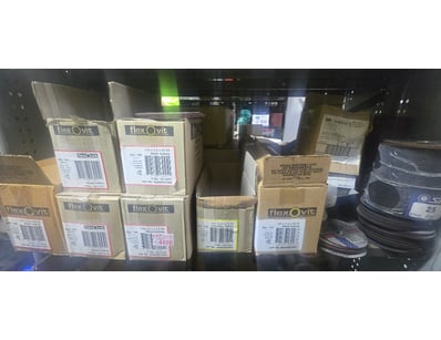 Distribution Business Equipment Liquidation (ON... - Lot 496