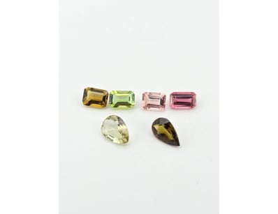 Diamond And Gemstone Market (A997) - Lot 152