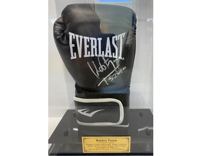 Mancave & Memorabilia (A999) - Lot 630