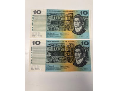 AUSTRALIAN COMMONWEALTH $10 BANKNOTES, R301 (VF)
...
