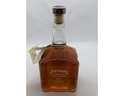 Jack Daniel's Tennessee Whiskey 1904 Gold Medal co...