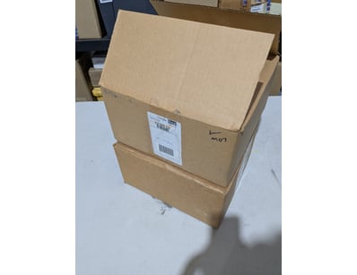 UNRESERVED Trimble Equipment & Accessories Wareh... - Lot 43