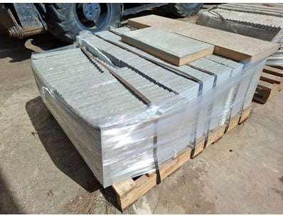 UNRESERVED TERRAZZO PAVERS (ON11794) - Lot 85