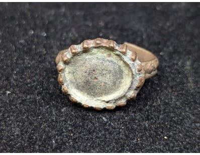 Antique, Vintage & Rugs (A989) - Lot 5