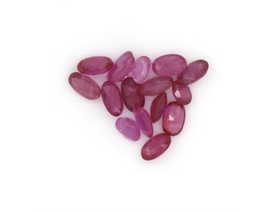 Diamond And Gemstone Market (A1004) - Lot 100