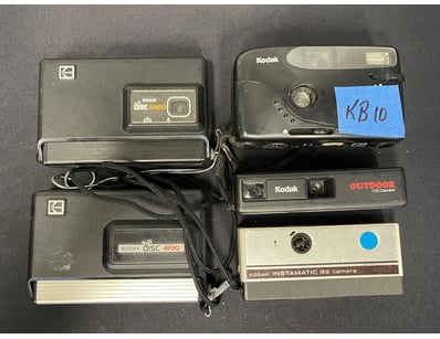 VINTAGE KODAK DISC AND COMPACT CAMERA COLLECTION
...
