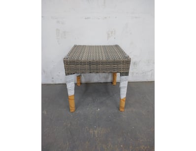 Quality Home Furniture & Decor (A985) - Lot 52