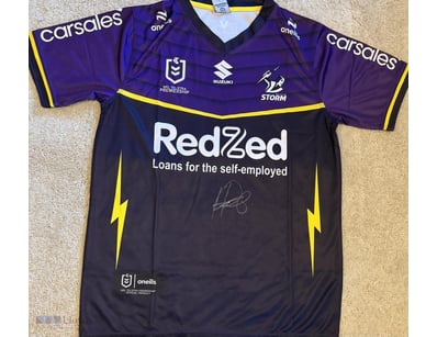 HARRY GRANT SIGNED MELBOURNE STORM JERSEY

A Melbo...