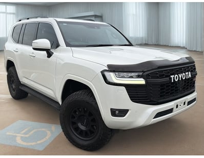 <b>2022 Toyota LandCruiser 300 VX - White - 36,955...