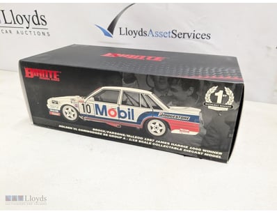 BIANTE MODEL CARS 1:18 SCALE HOLDEN VL COMMODORE

...