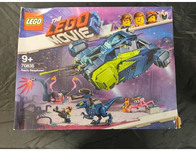 **UNRESERVED** COOKIE'S LIFETIME COLLECTION OF ... - Lot 926