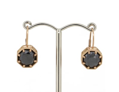 Diamonds Are A Woman's Best Friend (A976) - Lot 3202
