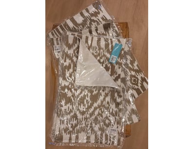 50pc lot of rectangle cushion covers, approx. 50cm...