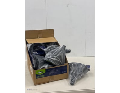BOX LOT Saxon 3 In 1 Funnel With Strainer 

Quan...