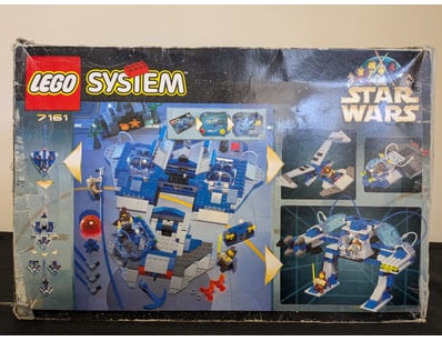 **UNRESERVED** COOKIE'S LIFETIME COLLECTION OF ... - Lot 500