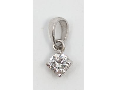 UNRESERVED Affordable Jewellery Valentines Spec... - Lot 403