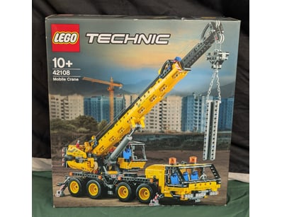 **UNRESERVED** LIFETIME COLLECTION OF LEGO PART... - Lot 143