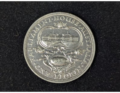 1927 AUSTRALIAN 8 PEARL PARLIAMENT HOUSE FLORIN
...