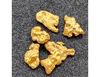 Banknotes & Coins (A995) - Lot 905