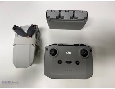 DJI Mini 3 Pro drone complete kit in excellent con...