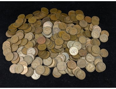 3.8KG COLLECTION OF AUSTRALIAN PENNY COINS

Vari...