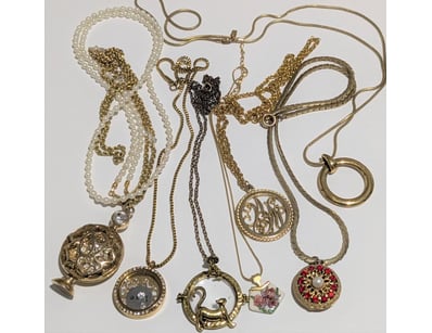 The Curio Collection (A979) - Lot 8292