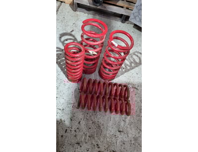 MOSTLY UNRESERVED 4x4 WORKSHOP BUSINESS CLOSURE... - Lot 169